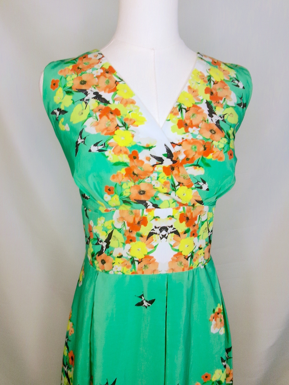 Rabbit Rabbit Rabbit Green Floral V-Neck Maxi Dress - Picture 2 of 8